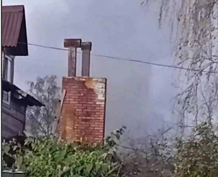 У Курській та Білгородській областях знищено базу ворога та С-300, а в Бурмакиному горить склад