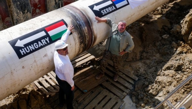 В обхід санкцій ЄС: Угорщина та Сербія будуватимуть трубопровід для постачання нафти з РФ