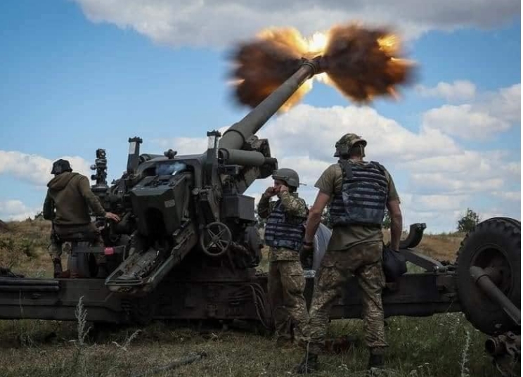 Украинские войска контратаковали под Бахмутом и отбросили россиян, - Арестович