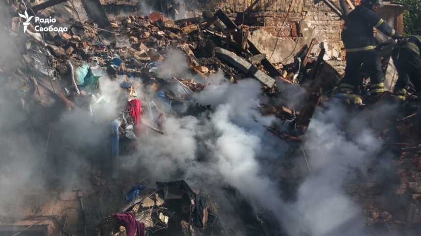 После атаки дрона-камикадзе 16 киевских семей потеряли квартиры, – Кличко