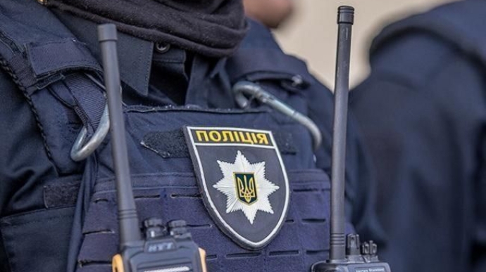 Миколаївські поліцейські вилучили у водія підроблене посвідчення: тепер на нього чекає суд