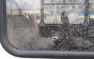 Под Николаевом под вражеский обстрел попала маршрутка: пострадали пять человек