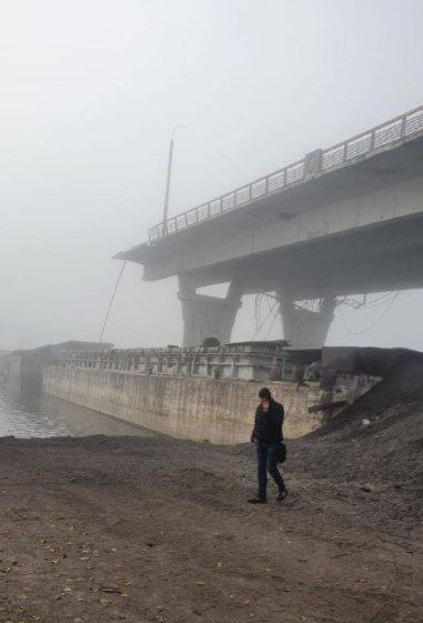 Появились кадры разрушенного Антоновского моста (фото, видео)