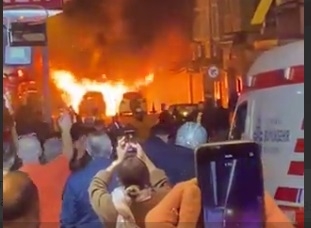 В Стамбуле снова теракт – взорван автомобиль (видео)