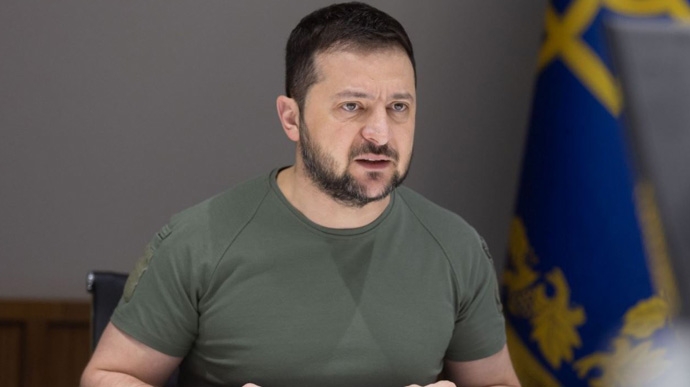 Зеленський доручив Данілову остаточно заблокувати «Страна.ua»