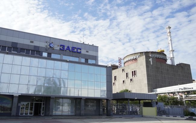 На территории Запорожской АЭС прозвучало более 10 взрывов, - МАГАТЭ