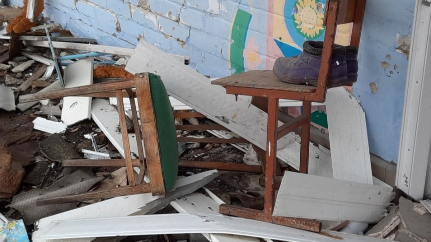 Окупанти зруйнували ліцей у Миколаївській області – вивезли навіть лінолеум (фото)