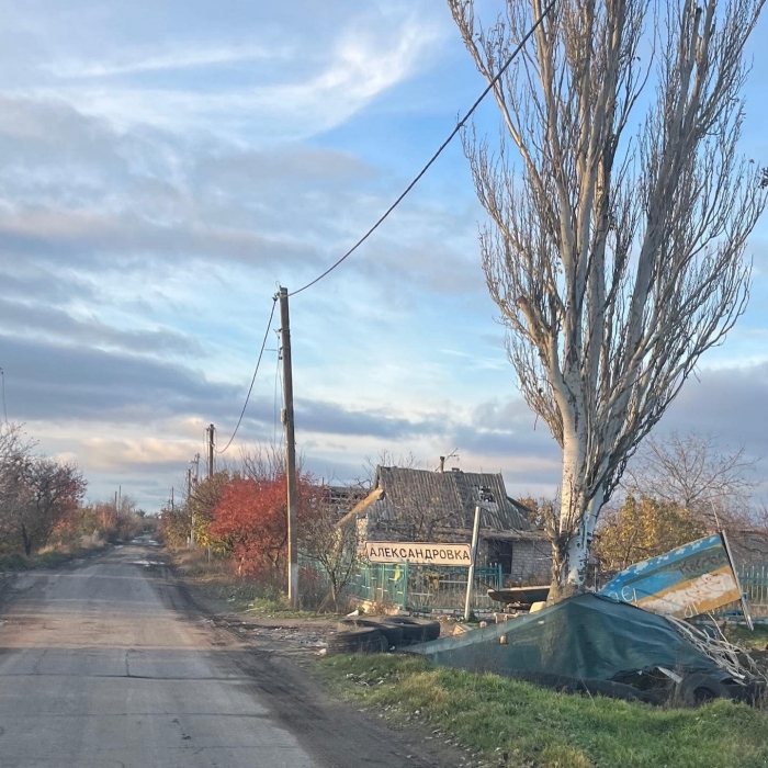 Оккупанты  разрушили село на границе с Николаевской областью (фото)