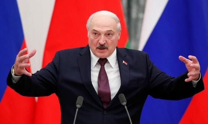 Лукашенко разделяет с Россией ответственность за военные преступления в Украине, - ЕП