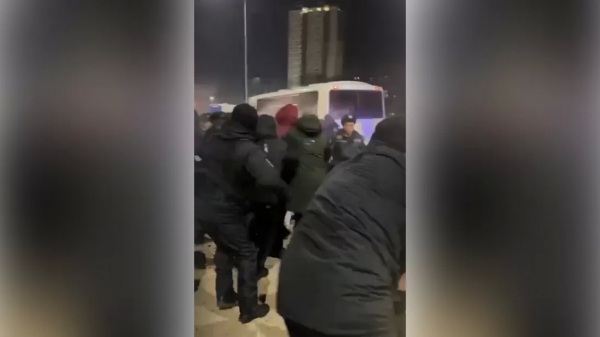 Инаугурации президента Казахстана: люди вышли на протест против Токаева (видео)