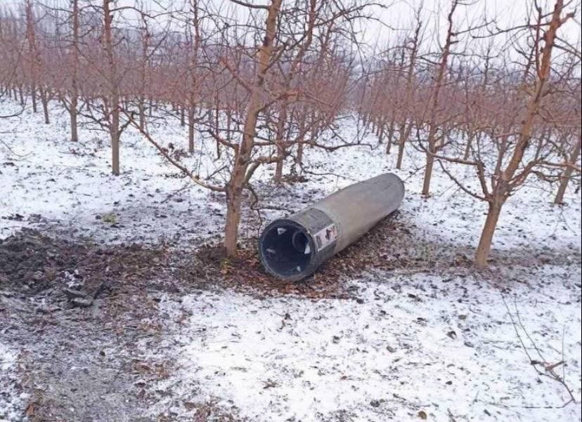 Одна з ворожих ракет Росії впала у Молдові, - місцеві ЗМІ