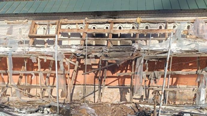 В Сумской области вражеские ракеты попали в мужской монастырь (фото)