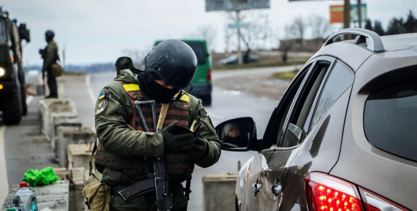 «Много добровольцев»: в Украине не будут выдавать повестки на блокпостах, — МВД 