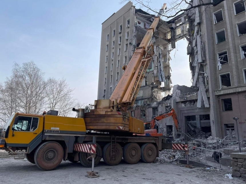 Разрушенное ракетным ударом здание Николаевской ОВА снесут – Виталий Ким