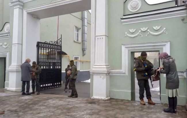 СБУ начала обыски в церквях УПЦ в Харькове