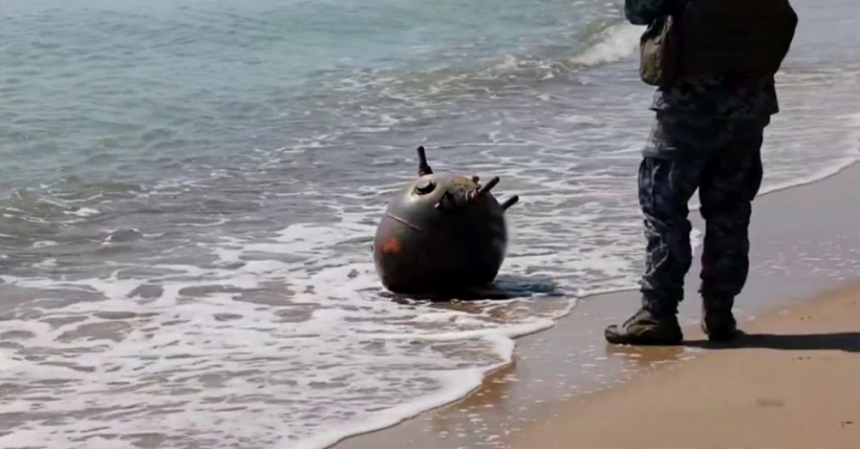 Шторм в море вынес на побережье Николаевской области вражескую мину