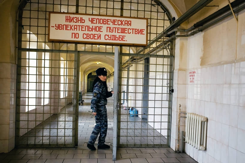 У Криму окупанти утримують у СІЗО близько 100 громадян, викрадених в Україні