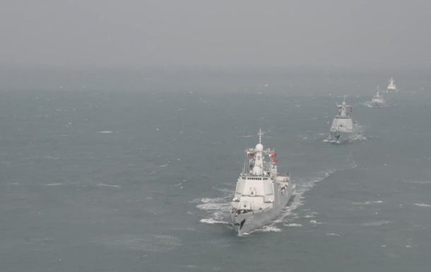 Китай и РФ проводят учения в Восточно-Китайском море