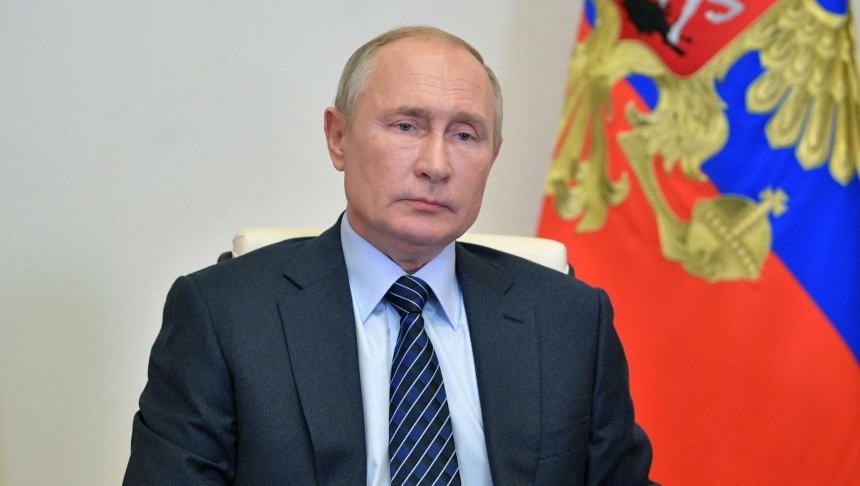 Российский депутат просит привлечь Путина к ответственности за фейки о российской армии