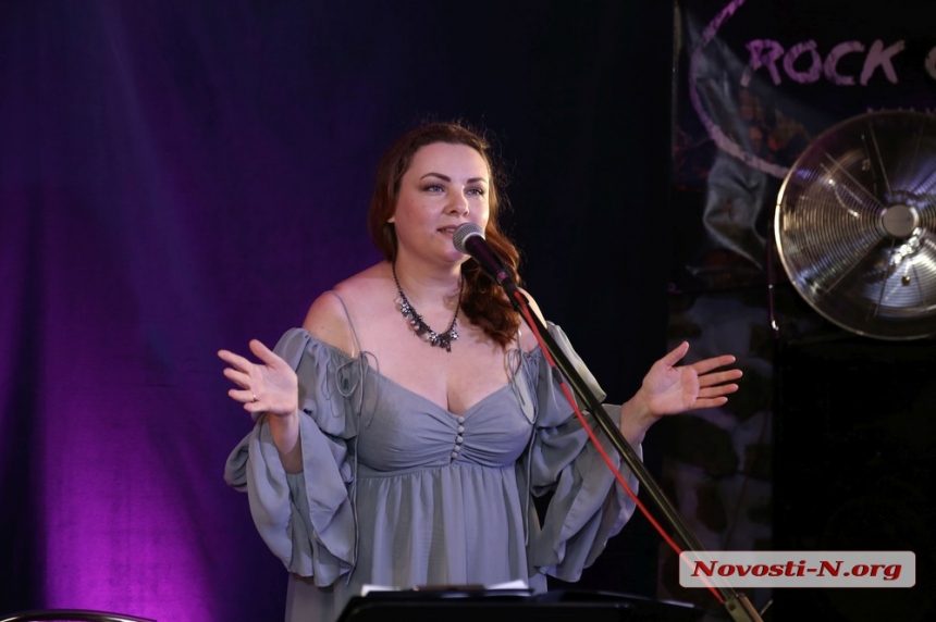 В Николаевской Рок – хате спели украинские песни (фото, видео)