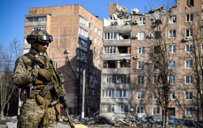 Росіяни звозять на окуповані території дедалі більше силовиків, - ЦНС