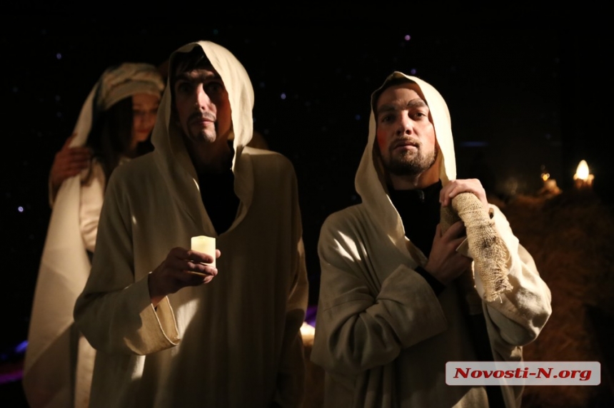 У Миколаївському театрі показали святковий Вертеп (фото, відео)