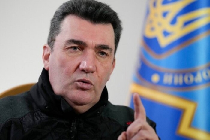 Данілов припускає, що Росія може «відкласти» обстріл України на свята