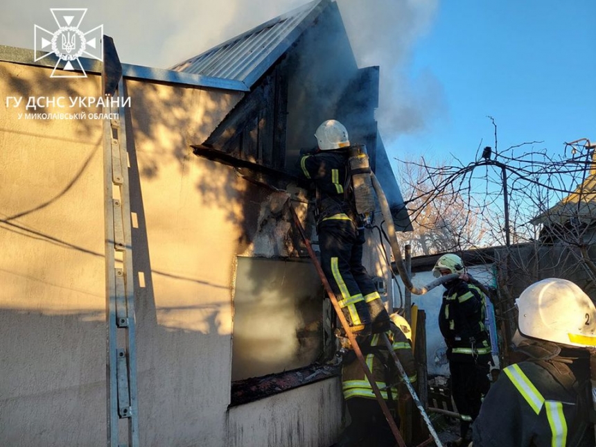 Накануне Нового года в Николаеве пенсионерка погибла при пожаре в своем доме