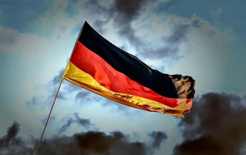 Німеччина готова заарештувати російські активи для допомоги у відновленні України