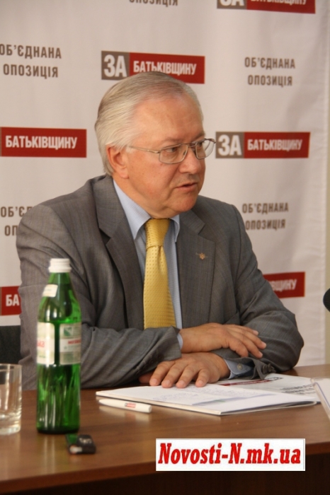 Борис Тарасюк в Николаеве объяснил, что власть не любит Вадатурского из-за его независимости