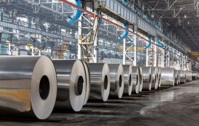 Обсяги виробництва у металургійній галузі за рік обвалилися більш ніж на 85%