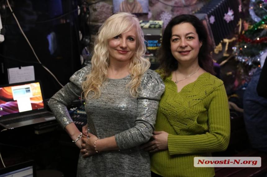 Музиканти у миколаївській «Рок-хаті» подарували глядачам святковий настрій (фото, відео)