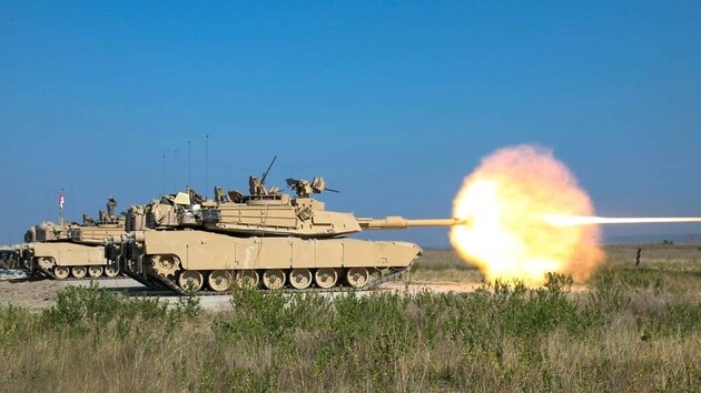 На танках Abrams, которые США поставят Украине, не будет секретной брони, - ВВС News