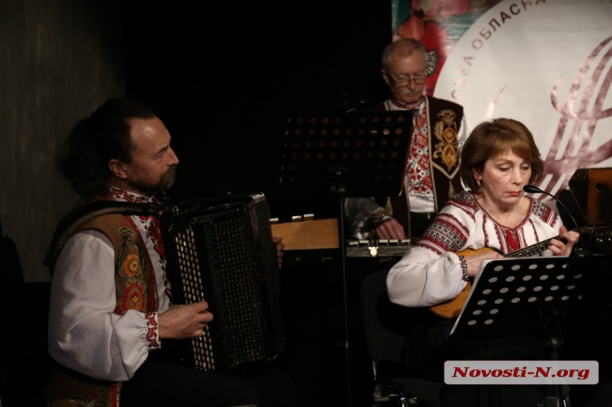 Музичні візерунки: у Миколаєві прозвучали композиції у виконанні уславленого колективу (фото, відео)