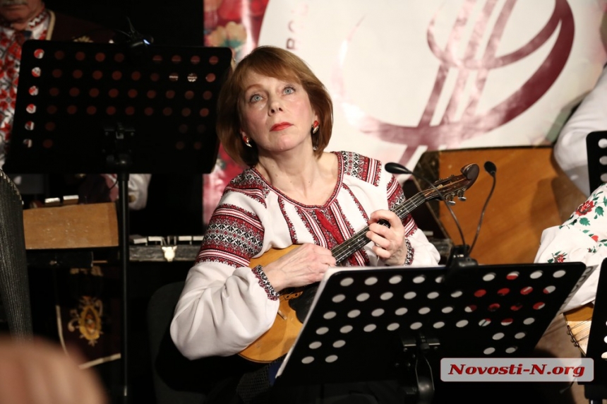 Музичні візерунки: у Миколаєві прозвучали композиції у виконанні уславленого колективу (фото, відео)