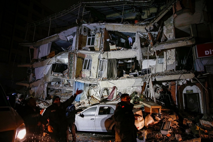 Землетрясение в Турции: фото, видео