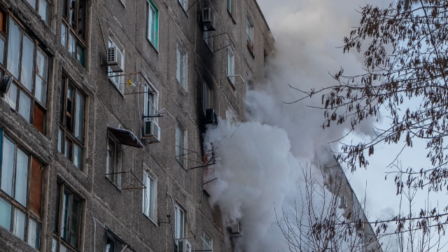В Южноукраинске горело общежитие: жителей эвакуировали
