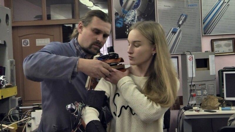 Украинская школьница разработала робота для саперов (видео)