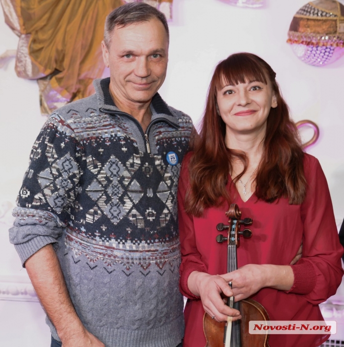 С любовью и музыкой: в николаевском театре прошел концерт артистов филармонии (фото, видео)