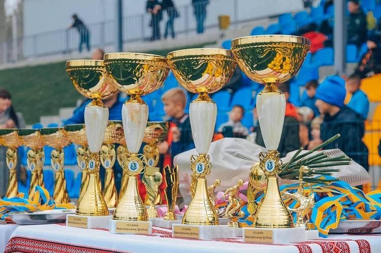 Найкращим спортсменам Миколаєва призначили стипендії міського голови