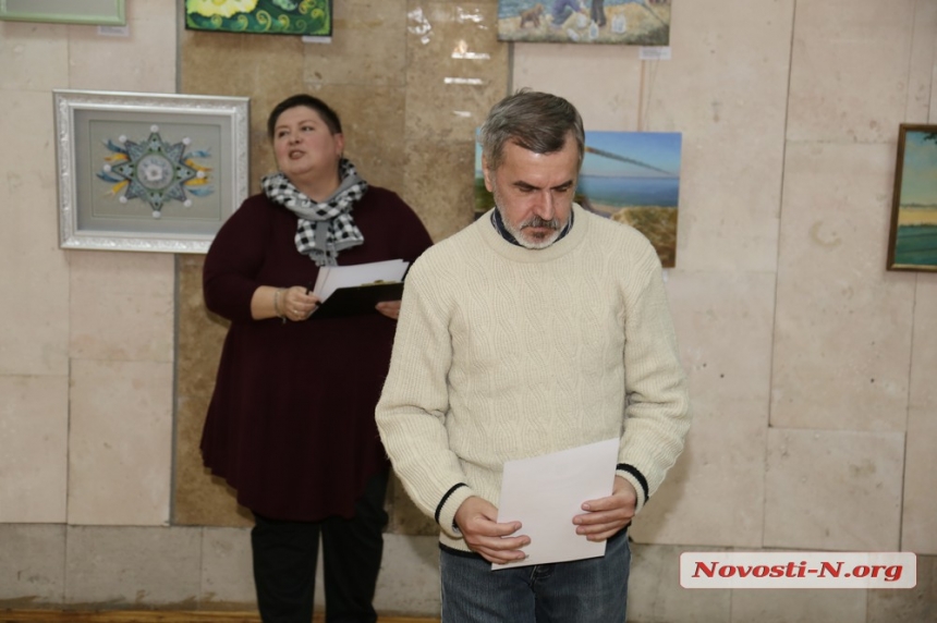 В Николаевской библиотеке открылась выставка «Моя история войны» (фоторепортаж)