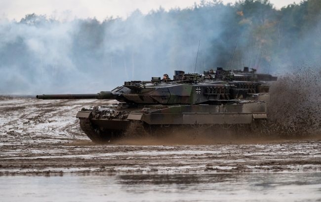 Український екіпаж зробив перший постріл із танка Leopard 2A6 (відео)
