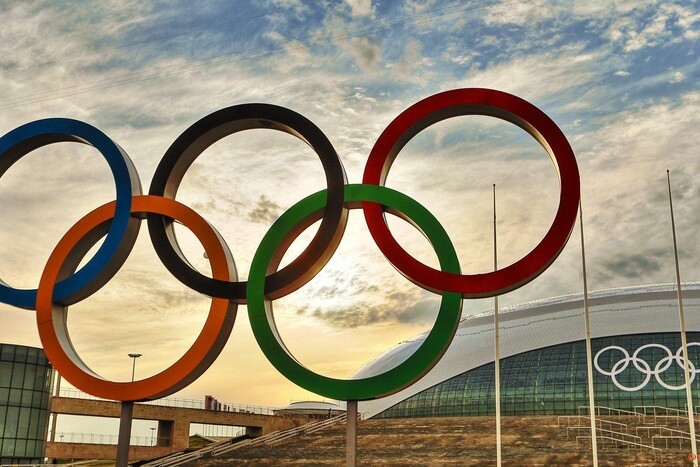 Близько 30 країн закликали МОК усунути росіян та білорусів від Олімпіади