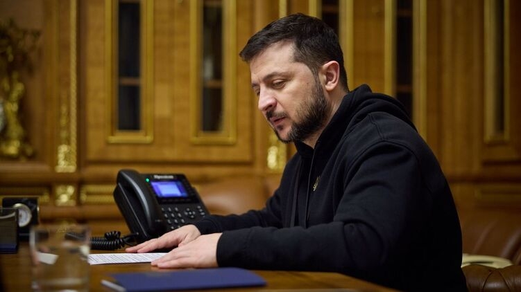 Зеленский ответил на петицию с требованием вернуть военным премии в 30 тысяч гривен