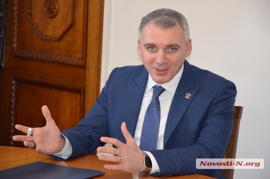 Мэр Николаева признался: часто слышит упреки в том, что «украдет все деньги» для отстройки города