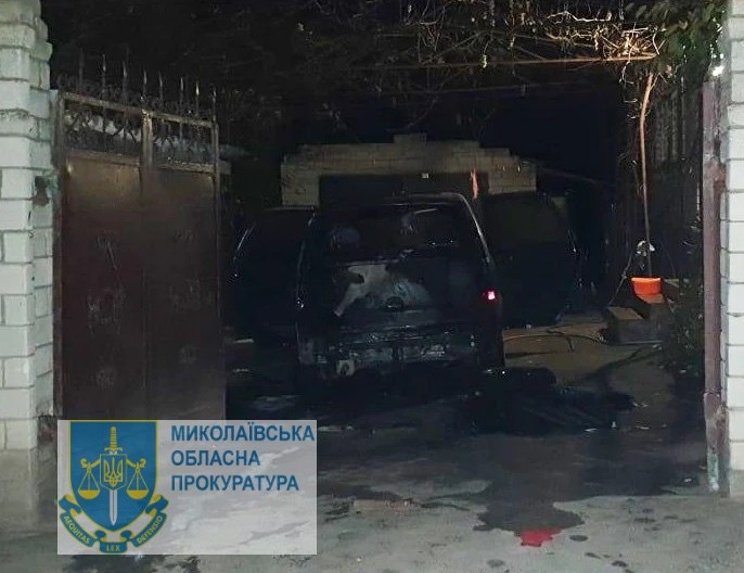 Трое жителей Днепропетровской области подожгли автомобиль вознесенскому активисту
