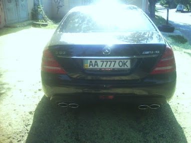 В Одессе пьяный «прокурор-мажор» на «Мерседесе» врезался в BMW 