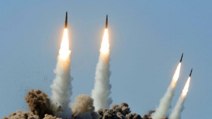 Ворог завдає масованого ракетного удару: у Миколаєві вибухи, відключена електроенергія