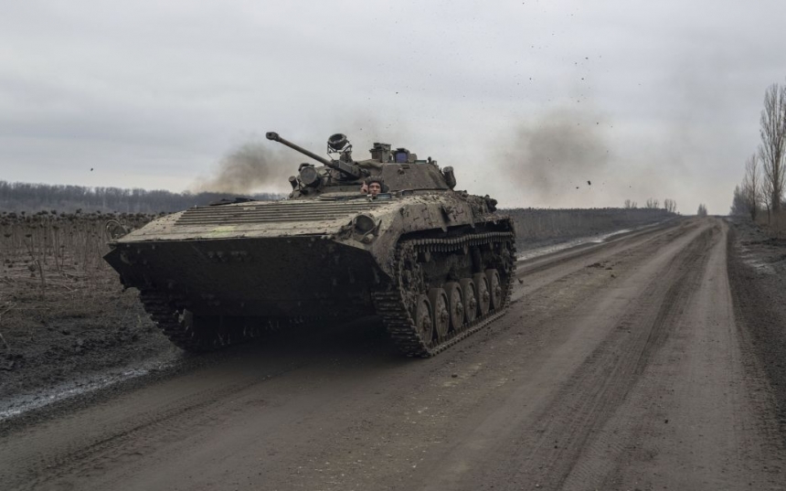 Пакистан має намір продати Україні десятки танків Т-80УД, але є умова
