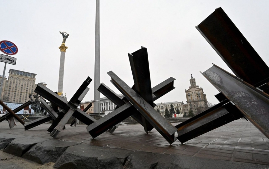 Блокпосты в Киеве переведут в «спящий» режим или демонтируют